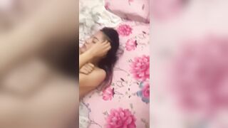 Lần đầu đi khách em còn hơi ngại nhưng gặp phải khách thích bạo dâm