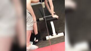 PT chịch nữ phú bà trong phòng tập gym