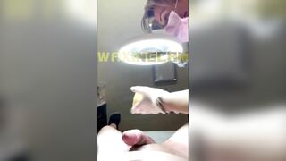 Đi spa được em gái Wax lông