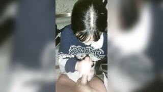 Dụ con em họ ra cầu thang chung cư sục đến xuất tinh vào mồm