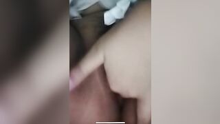 Em giái bị người yêu dụ show thủ dâm