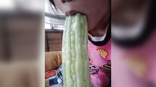 Clip Sex Trần Linh 2ka9 Với Quả Mướp Đắng 30 Cm Ngập Lồn