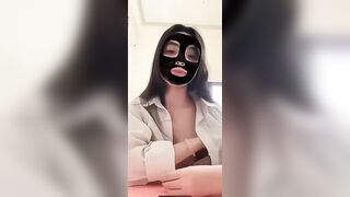 Em gái chat sex  lộ clip