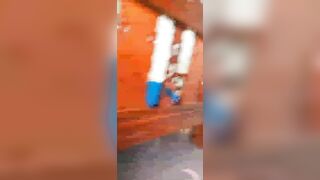 Thằng anh khốn nạn, e đg đang ngủ thì lén chạy ra móc