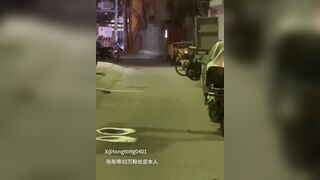 Banh lồn bú cu người lạ ngoài đường