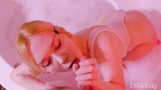 Ướt nước ngọt đít và âm hộ cho ngày lễ tình nhân hiện tại