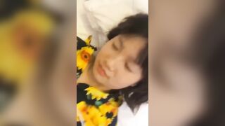 Dụ được em c2 loli lồn lông lún phún vào nhà nghĩ, hàng VN nhé ae