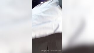 Doogyy em gái trên xe oto em rên la trong sung sướng