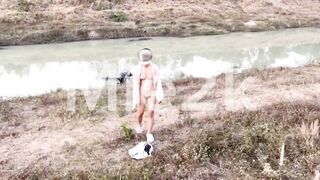 Mie2k show hàng trước mặt bác nông dân