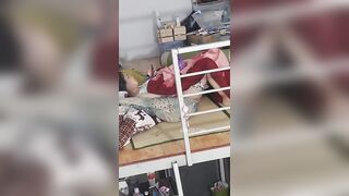 Quay Trộm Em Gái Vừa Xem Sex Vừa Móc Lồnn