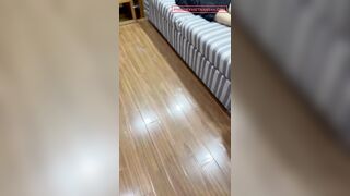 Chi dâu ngủ say quay lén quân lot