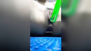 Clip Sex Xuân My 2ka7 Thủ Dâm Nhét Nguyên Cái Lọ Vào Bímm