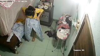 quyay lén  con em họ loli cấp 2 thay đồ ngủ