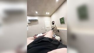 Được chị gái ở spa wax lông peter xuất tinh luôn p3 😂