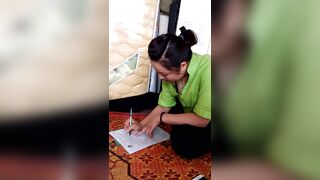 Pha lộ hàng khó đỡ