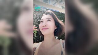 Rosababy Vip vạch vú nhờ chụp ảnh nơi công cộng 😊😊😘
