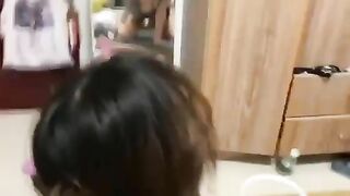 Lén lút địt nhau trong phòng bố mẹ cực nứng lồn