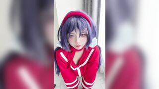E gái cosplay nứng lồn muốn làm con chó cái
