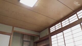 Japan Con dâu đau nhức nhờ bố chồng massage