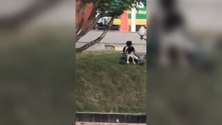 2 em học sinh địt nhau giữa công viên đông người hot