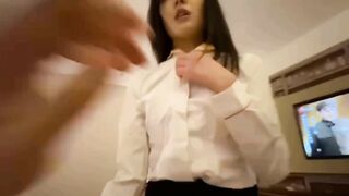 Gạ em lễ tân địt nhau, đang địt thì em lễ tân khác vào phòng