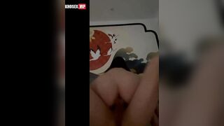 Clip sex việt Gái xinh lồn non thủ dâm bắn nước và đụ với người yêu