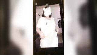 Em ny quay video nhảy khoả thân cho ny xem