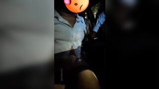 đang public trên đường được anh tài xế cho đi nhờ rồi sờ lồn sờ vú địt tung loz bé nó