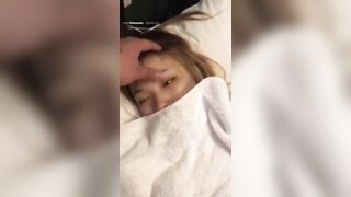Chị Gái Say ngủ bị thằng em sờ lồn bóp vú cực nứng suýt chị dậy