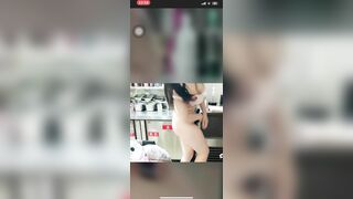 Em gái trung quốc bắn tung toé