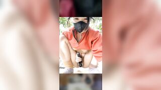 Chị máy bay xo_xo20x thủ dâm ngoài sau vườn