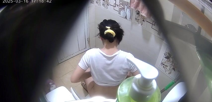 Quay lén phong trọ sinh viên