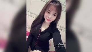 Nhìn mặt thôi đã nứng rồi