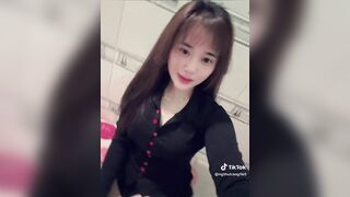 Nhìn mặt thôi đã nứng rồi