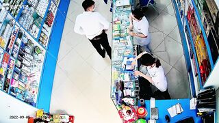 Khoe cu cho chị dược sĩ khám p2