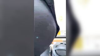 Dưới vay em gái tgdd