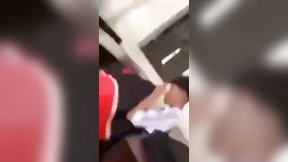 Học sinh THPT bú cu nhau trong lớp