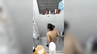 Quay lén tắm 16
