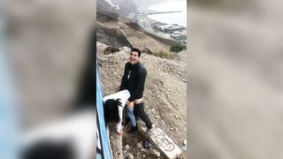Độc lạ, Lên núi doggy để cho mọi người nhìn thấy Full