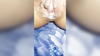 Được bà chị móc cho xem