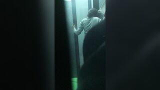 Em hàng xóm tắm 10