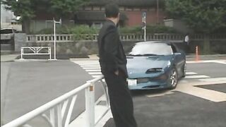 Xâm nhập vào ngân hàng và hiếp dâm