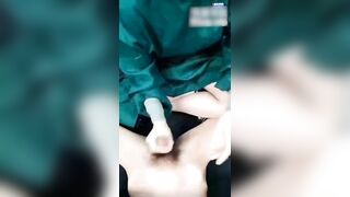 Video leak trong bv của các y tá lấy tinh trùng
