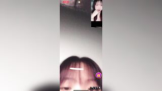 Em gái live stream thủ dâm lồn cục múp