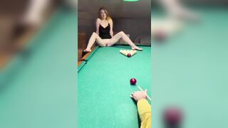 Lấy lồn đỡ bóng bi-a