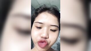 em gái quay video gửi ny còn bị chê dú nhỏ