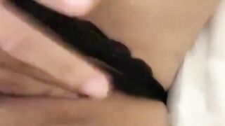 Trần Hải Yến show lồn