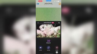 Em gái ra ngoài rừng thủ dâm