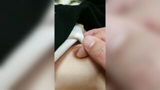 ANH TRAI KHỐN NẠN KÍCH THÍCH VÚ EM GÁI