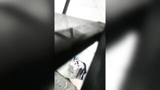 Quay lén em gái tắm phần 1.